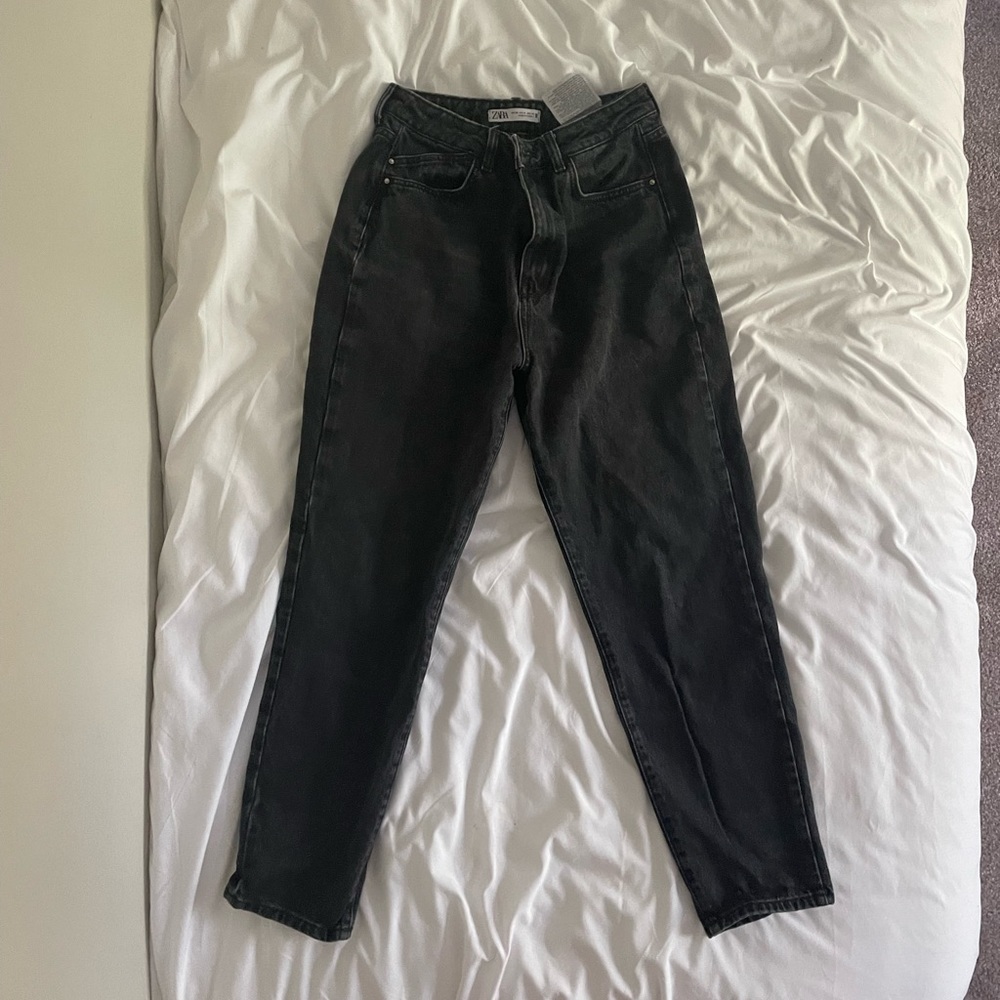 Zara Mom Fit Jeans